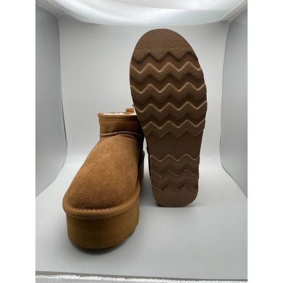 CUSHIONAIRE Women's COZY Genuine Suede pull on platform boot Chestnut 7 - Picture 5 of 6